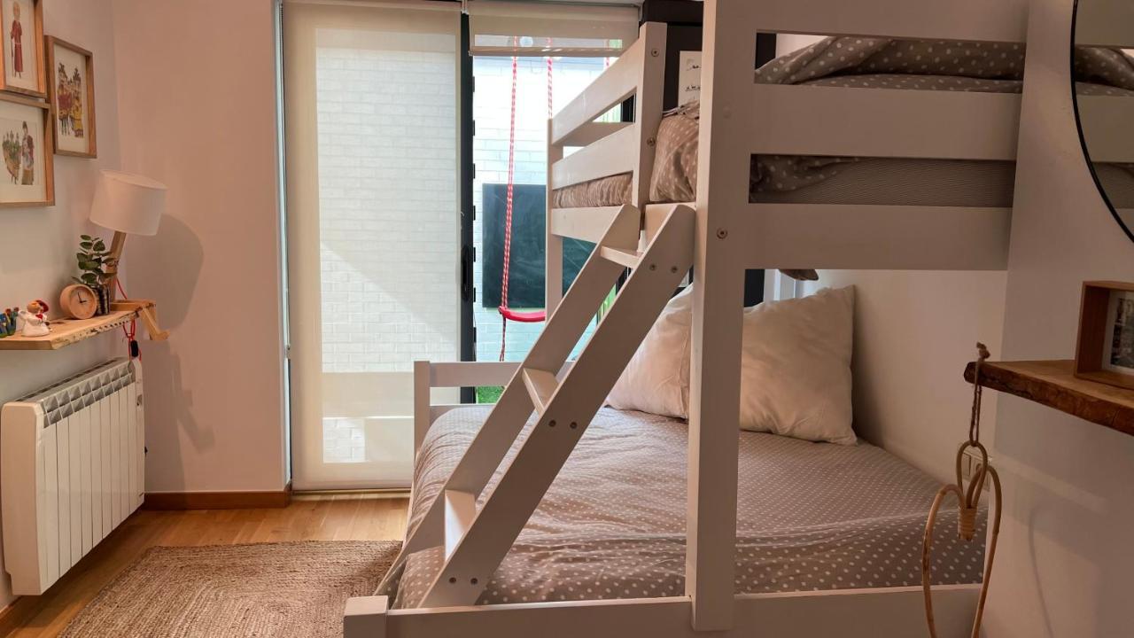 Apartament Atico De Diseno Con Terraza En El Centro De Olot Zewnętrze zdjęcie