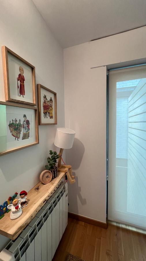 Apartament Atico De Diseno Con Terraza En El Centro De Olot Zewnętrze zdjęcie